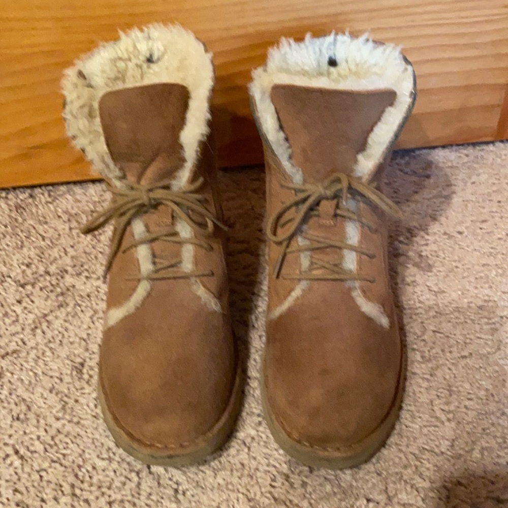 Ugg Quincy Lace Up Boot
